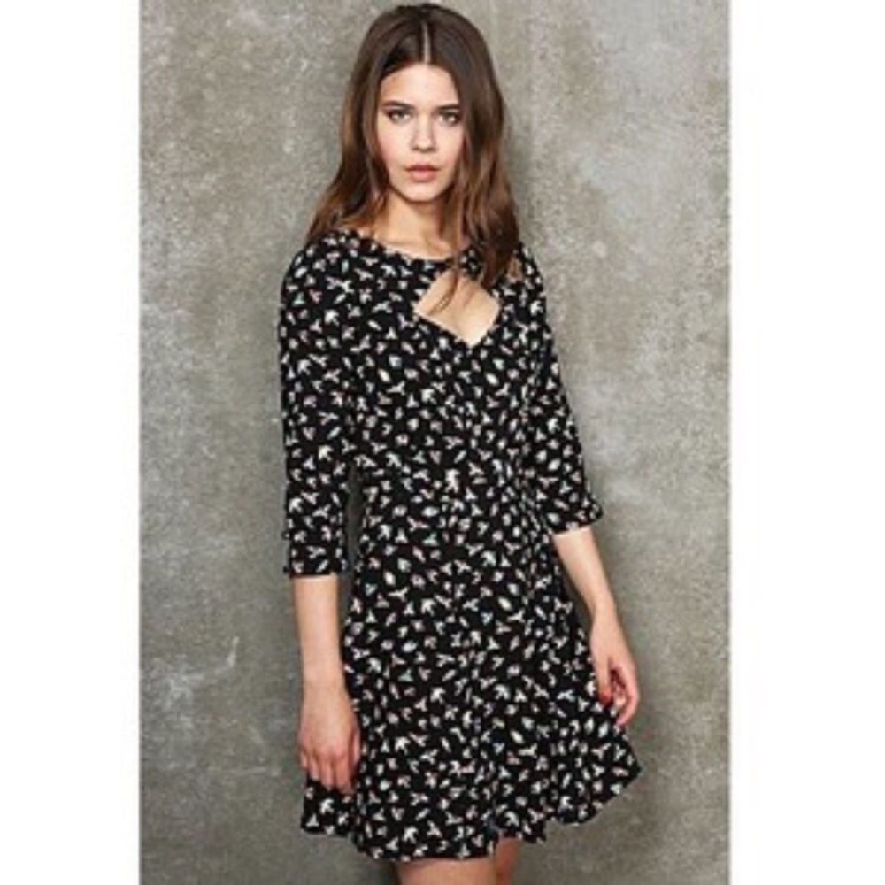 UO Bird Dress Cooperative W/ Belt 3/4 Sleeve Sz 2